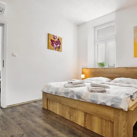 Apartmany Decin 아파트 데친